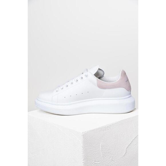 Alexander McQueen White and Cream Chunky Sneaker - Picture 5 of 7
